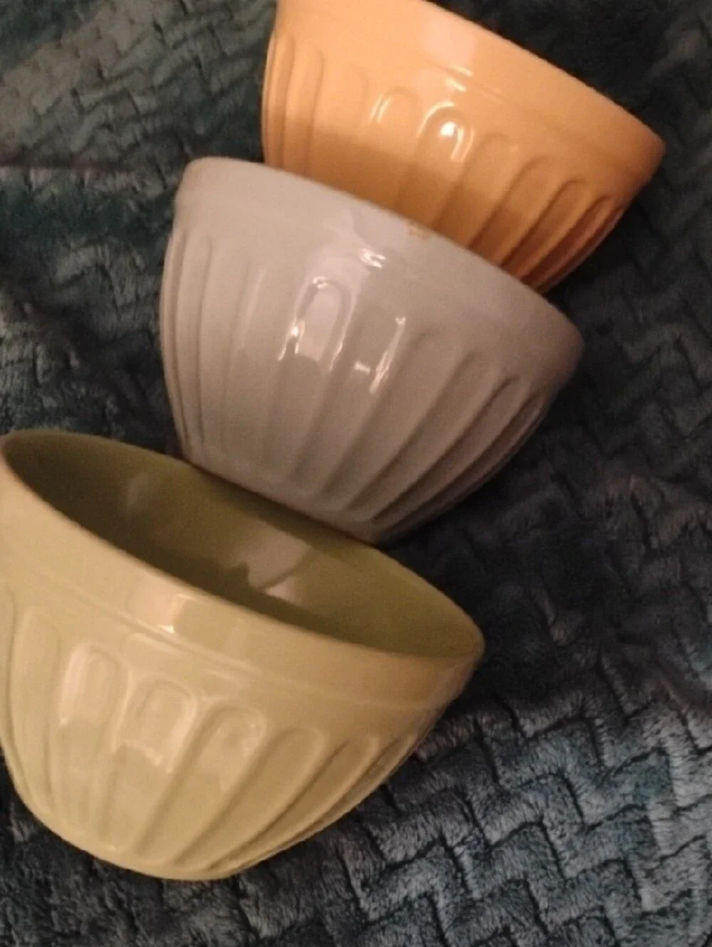 Pier 1 Imports Ribbed Stoneware Bowl in Pale Peach with Lavender Rim